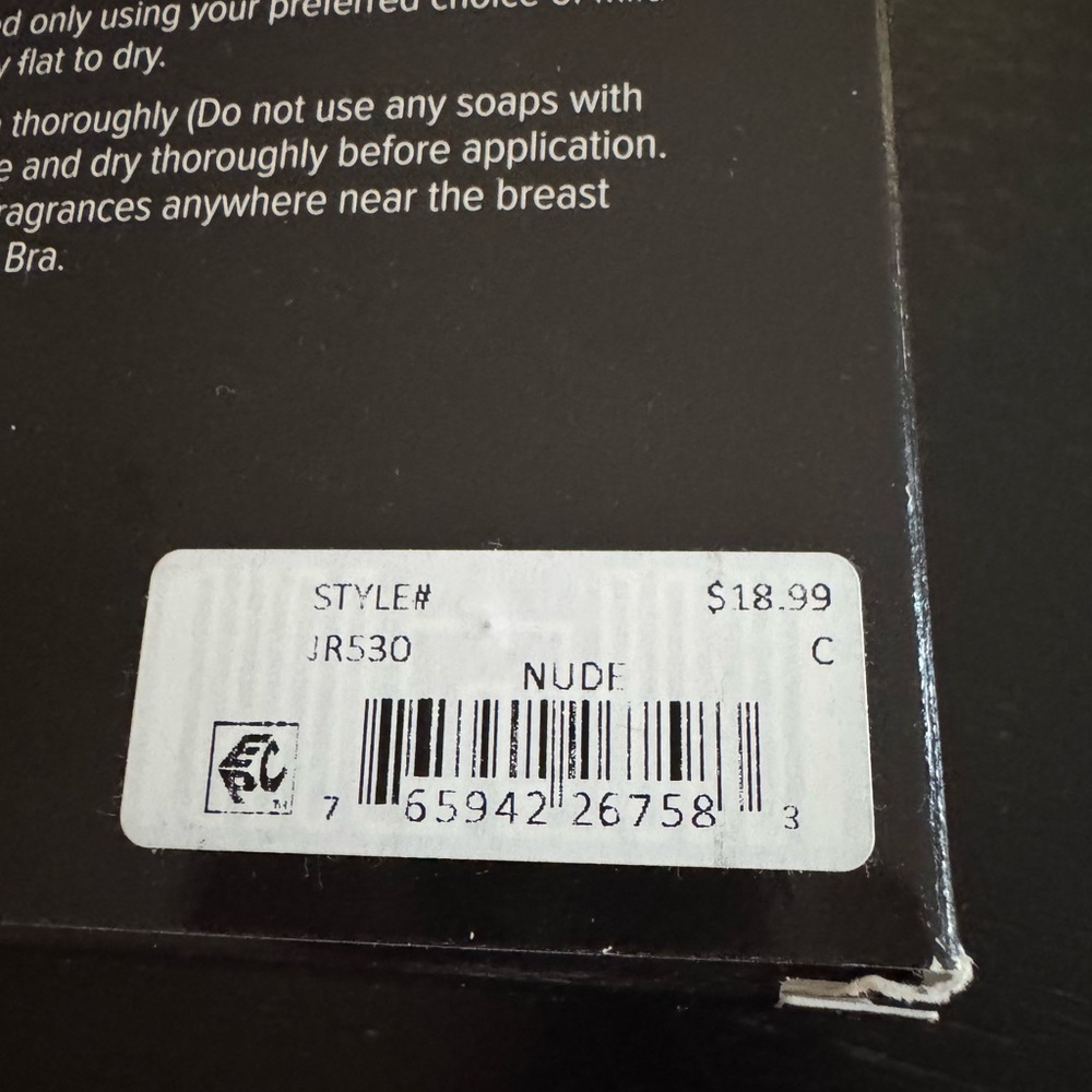 Backless Strapless Bra - Picture 5 of 7